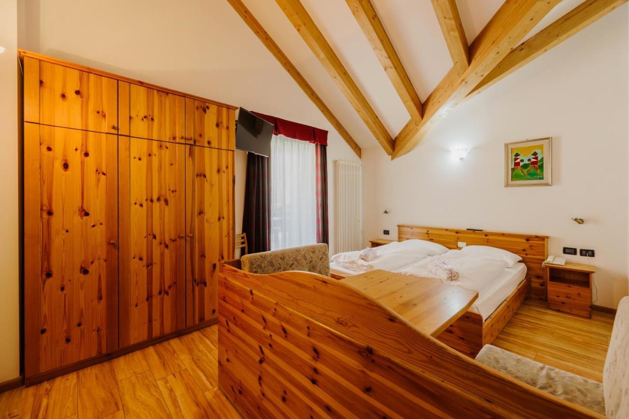 Hotel Rosa Wellness & Spa Vigo di Fassa Eksteriør bilde