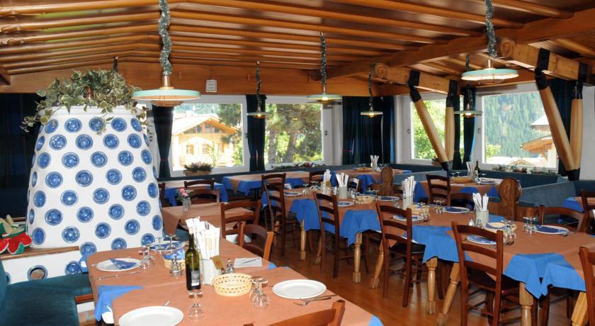 Hotel Rosa Wellness & Spa Vigo di Fassa Eksteriør bilde